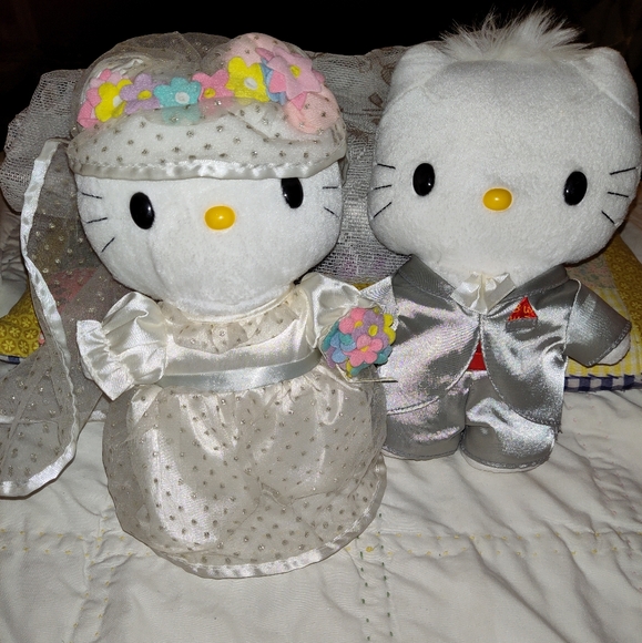 Dear Daniel and Hello Kitty plush set - Picture 1 of 2